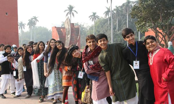 Description: The EFC delegates sightseeing in New Delhi. —  Rida Arif/ The Citizens Archive of Pakistan.