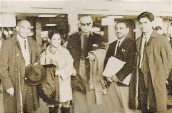 Abdulla Malik with communist leader Sajjad Zaheer and others