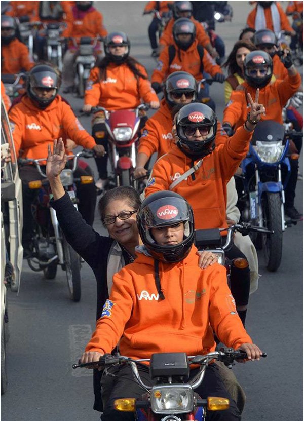 Description: Lawyer and veteran human rights' activist Asma Jahangir has been a prominent supporter of Women on Wheels - Photo courtesy AFP