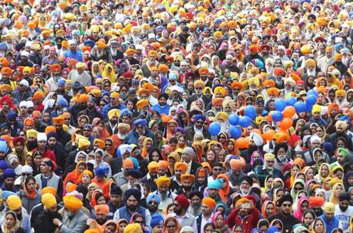 Description: Around 100,000 people turned out for the Khalsa Day Parade in Toronto on April 26, 2015.