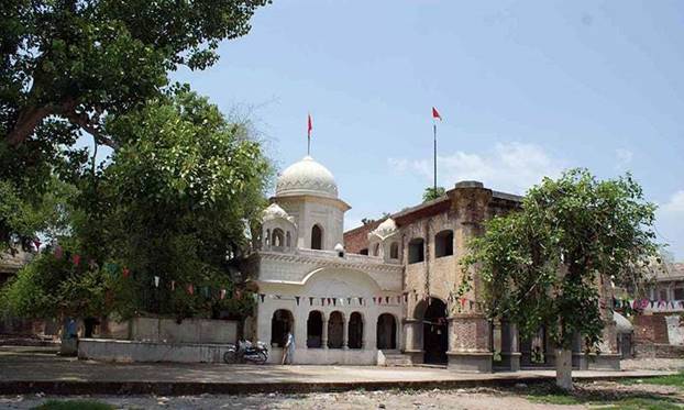 Description: At the Beri Sahib gurdwara in Sialkot stands a berry tree that has acquired special significance because of its connection with Guru Nanak. — Iqbal Qaiser