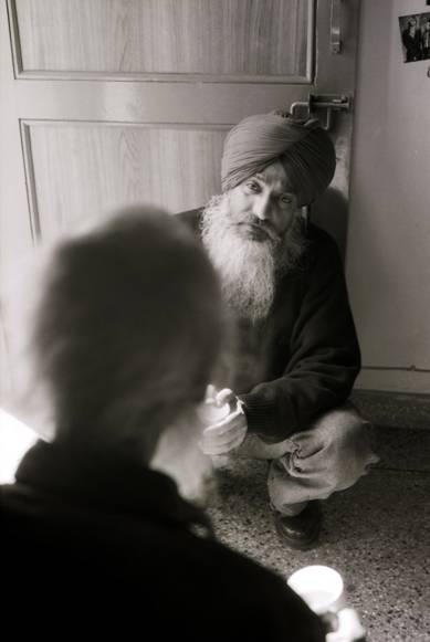 6. Harbhajan Singh & son Madan Gopal. N Delhi. Dec 2000. By Amarjit Chandan.jpg