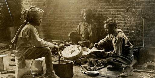 Description: Indian Soldiers_WW1_Bread Making