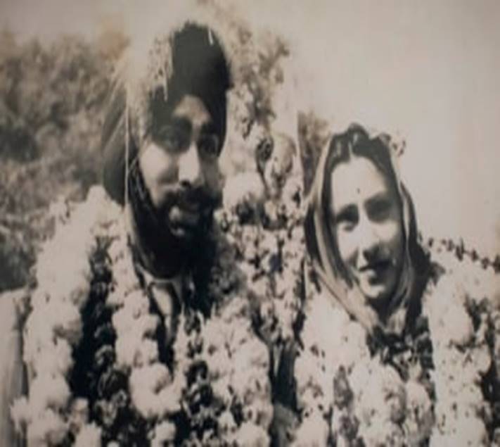 Description: Lamba with her husband Jagjit, on their wedding day in Lucknow, India, 1952.
