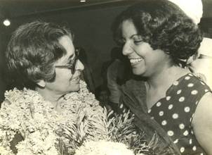 Niru welcoming Amrita at a function in Jalandhar 1983.jpg