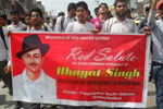 Pak youths salute Bhagat Singh