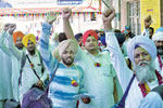 Sikh pilgrims reach Lahore to mark Maharaja’s death anniversary